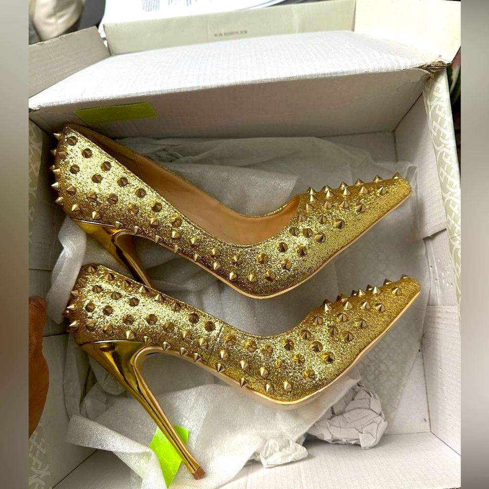 Gold heels size 8